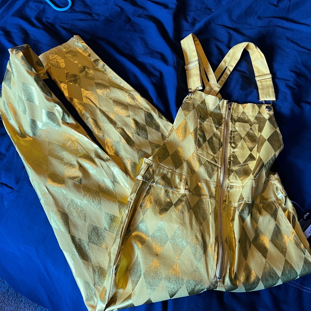 NWT Birds of Prey Harley Quinn Golden Overalls Size M
